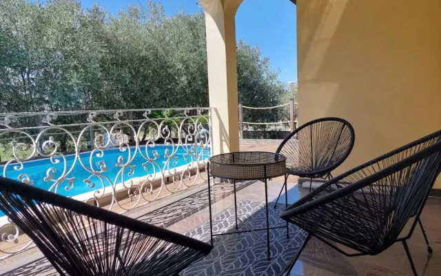 Holiday House with Pool Villa Seabird