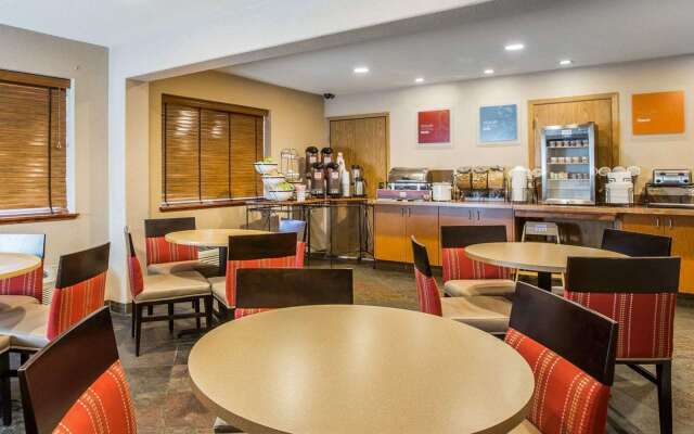 Quality Inn Lone Pine near Mount Whitney