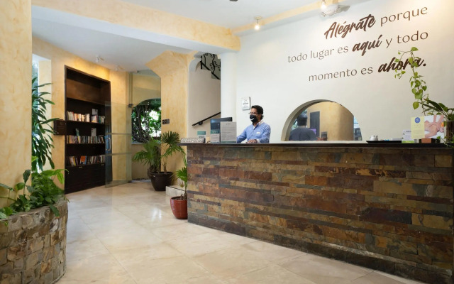 Hotel Hacienda Paradise