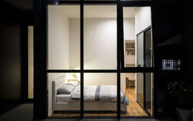 Roomerang at Parque Apartments G3