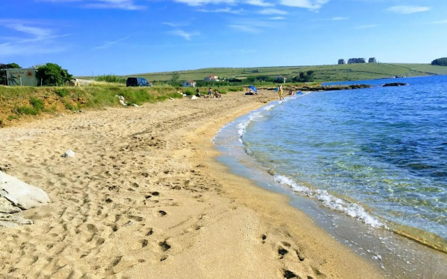 Apartman Matej with pool Povljana