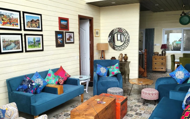 The Ridge House - A Villa Community