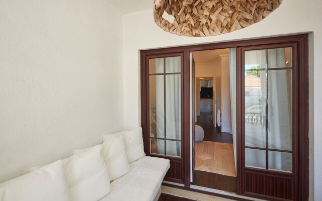 Oasis-Central-Apartment