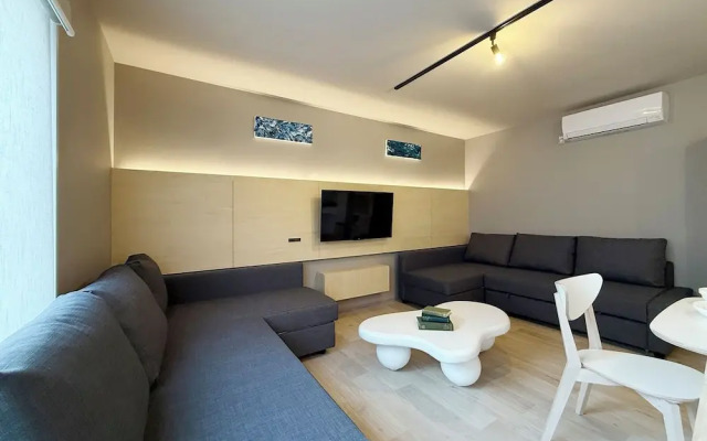 Reno bld 301