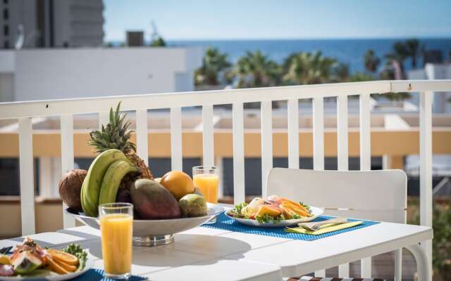 Y1DB Luxurious studio in Playa de LasAmericas