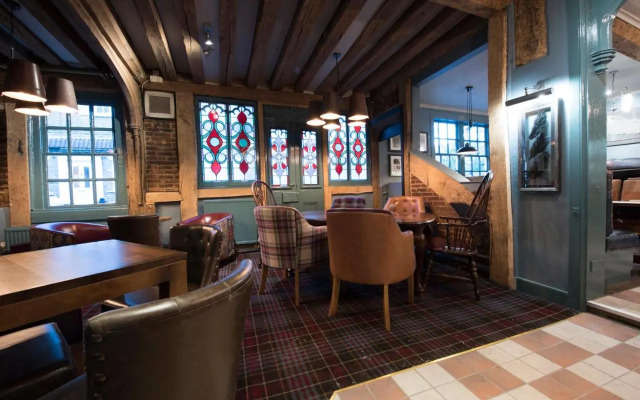 Olde George Inn