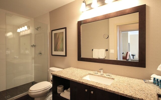 Grand Suites Grand Okanagan by KelownaGo