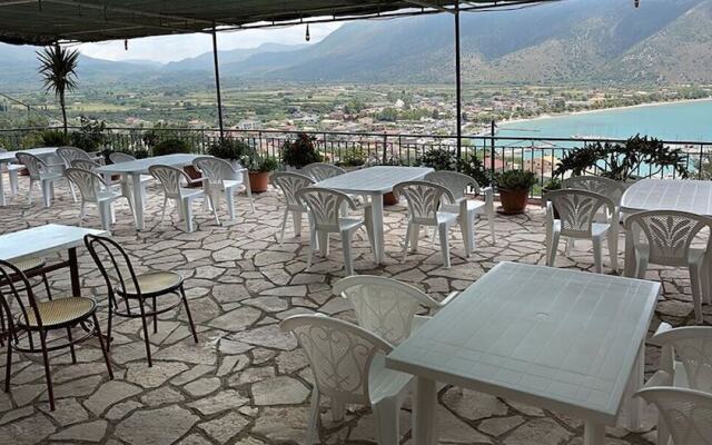 Panorama Ionio Studios & Apartments