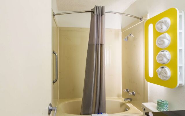 Motel 6 Arkadelphia, AR