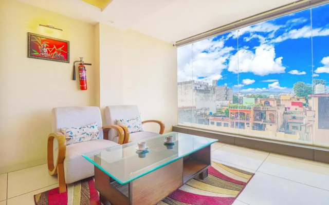 The Glory Hotel
