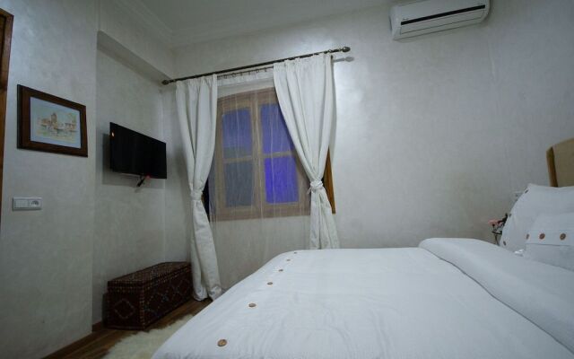 Hotel Ziryab
