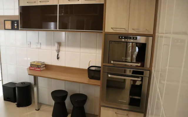 Local 301 Apartment