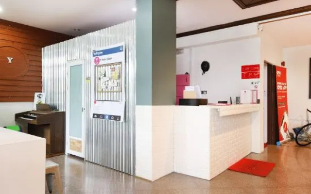 Y Hotel