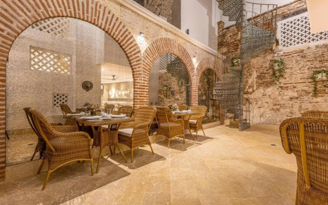 Casa Cochera Del Gobernador