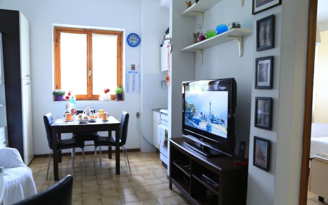 Candy Guest House