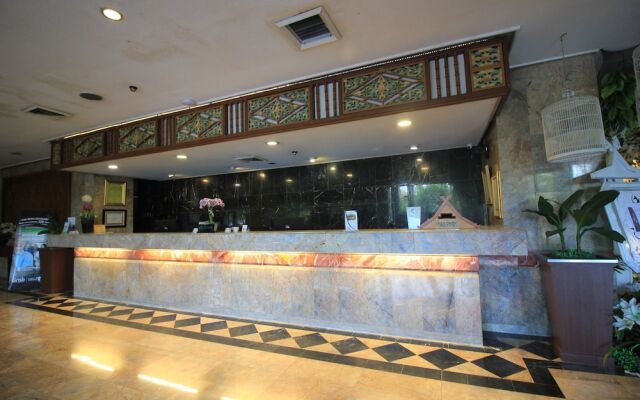 Capital O 1583 Mutiara Merdeka Hotel