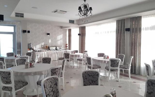 Hotel SAX Gračanica