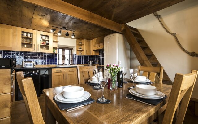 Foxglove - Luxurious Barn Conversion