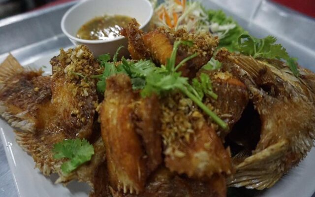 Ban Ruen Mai Ngam