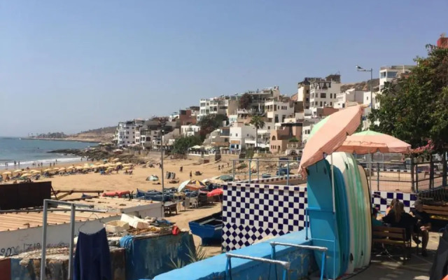 Surf & Travel Camp
