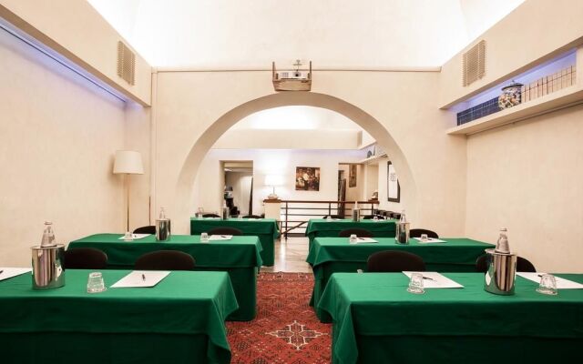 Adriano Hotel