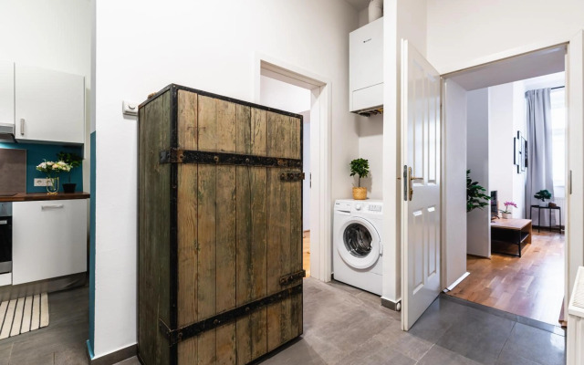 Precious apartment in calm district area