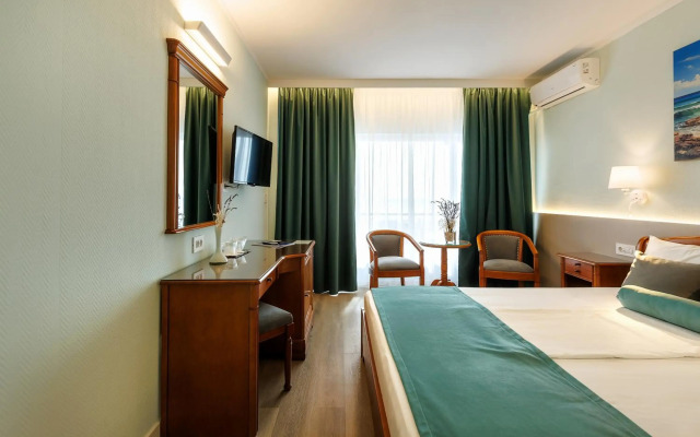 Hotel Comandor