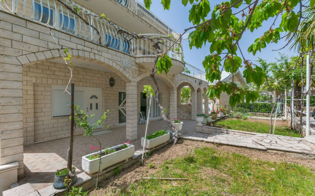 Apartments Luca