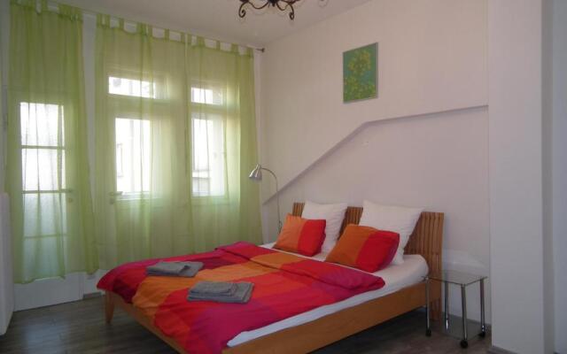 Old Town spacious apartment