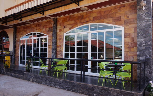 Daovy Hotel