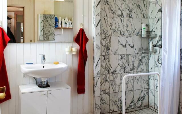 Cozy Holiday Home in Gudhjem near Golf Course