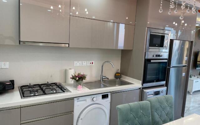 Elegant 2+1 Flat in the Heart of Kyrenia + wifi
