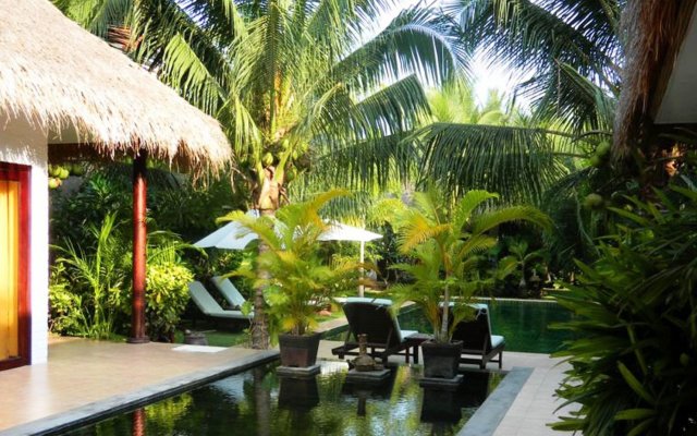 Cham Villas Boutique Luxury Resort