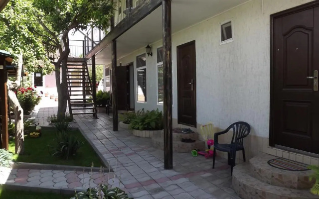 Maze Guest House