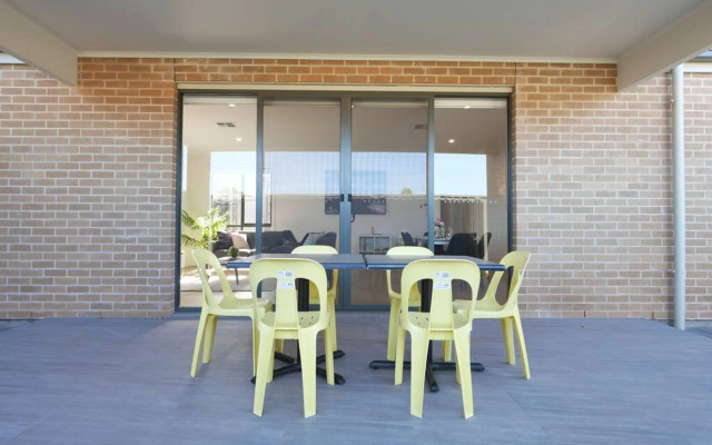 No Stairs Dbl Garage Aircon Woodville North
