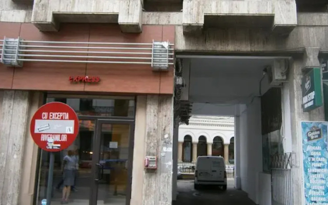 Maya Studio Universitate