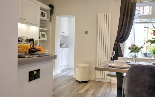 The Belfast Boutique Central Cozy