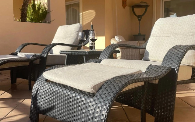 Hacienda Elviria 2 Bedroom Spacious Apartment