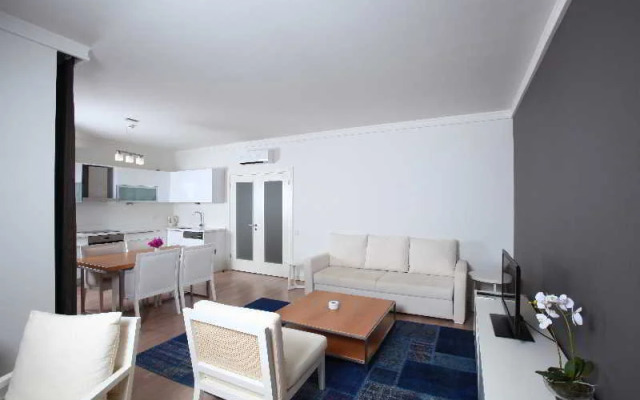 Sundance Residences & Suites Hotel