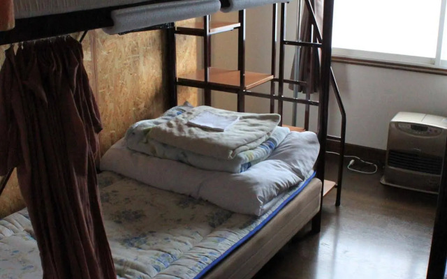 Guesthouse Hakodate Crossroad