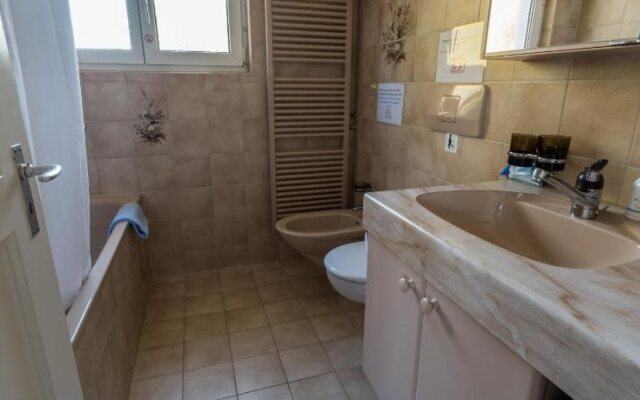 B&B Kalimera Pratteln