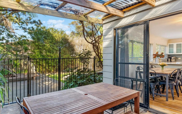 SEAWARD Werri Beach Gerringong 4pm check out Sundays