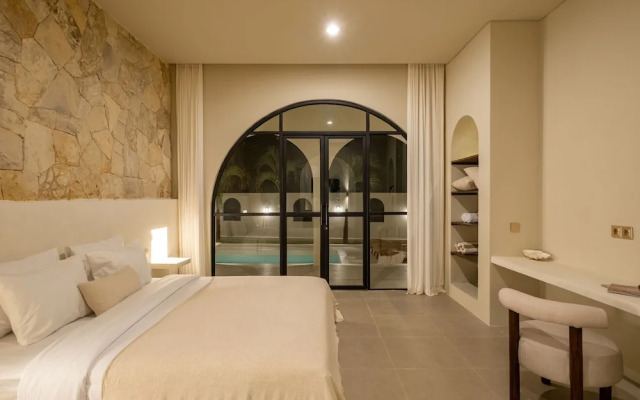 Tropical 3BR Villa in Canggu