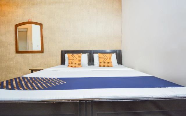 SPOT ON 36686 Hotel Om Shanti Palace