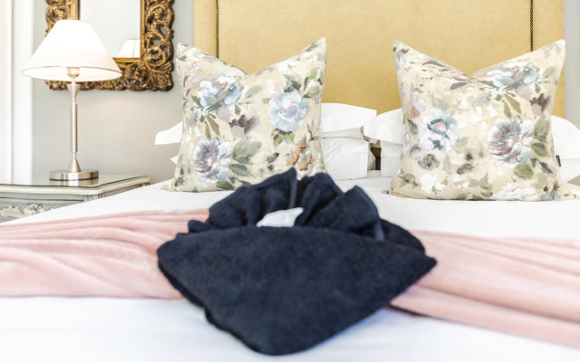 Fleur de Lis Guesthouse