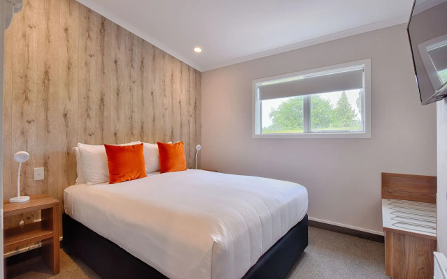 Croydon Lodge Hotel