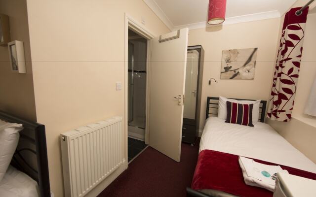 Royal Guest House by Saba