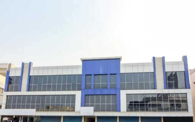 Oyo 30955 Alpine Glow Pinnacle