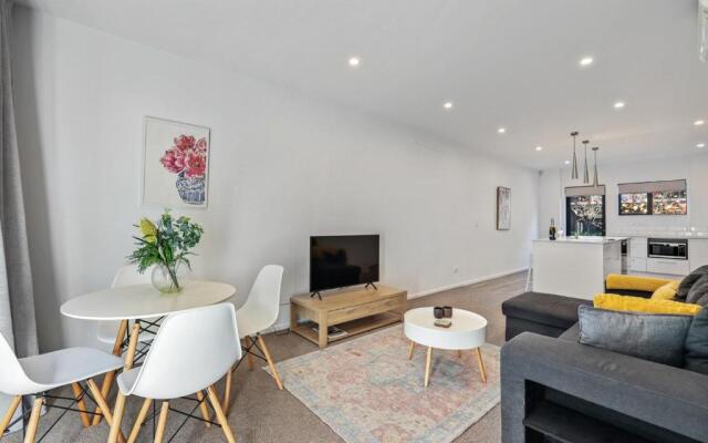 Central Cutie - Christchurch City Townhouse