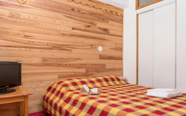 Carefully furnished apartment near the piste and Valmeinier